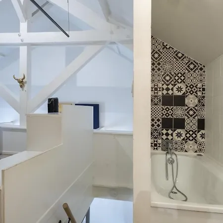 Appartement Le Loft Du Courrier ~ Duplex ~ Centre-ville *